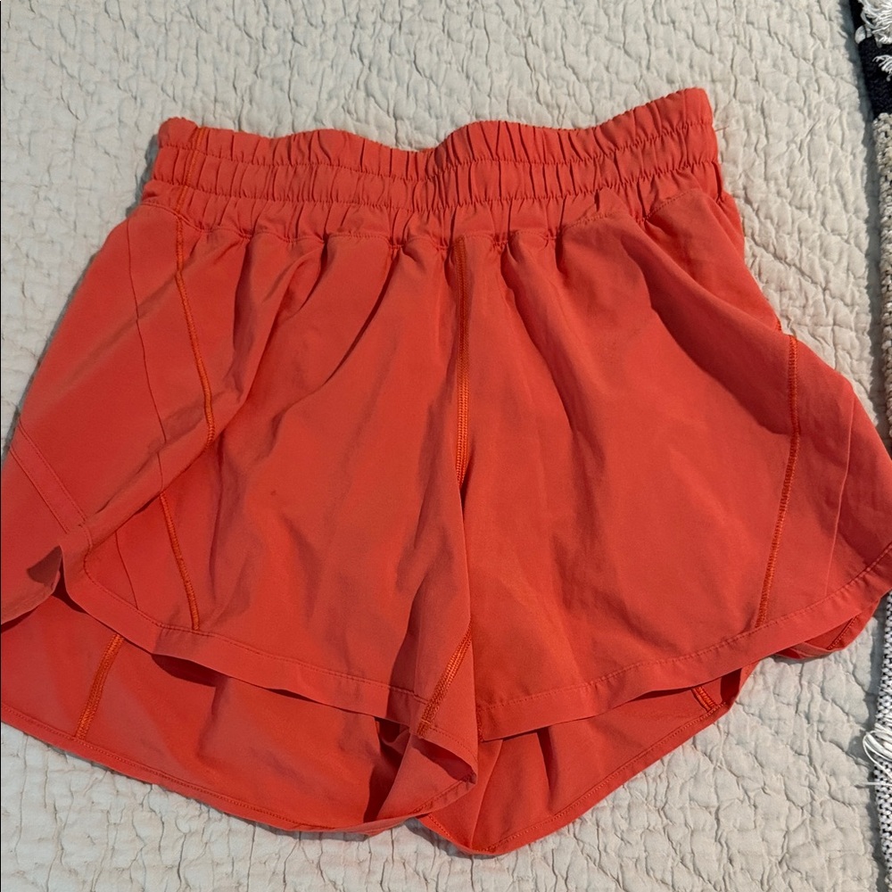 lululemon tracker shorts